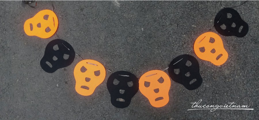 Dây cờ Halloween vải nỉ - Đầu lâu